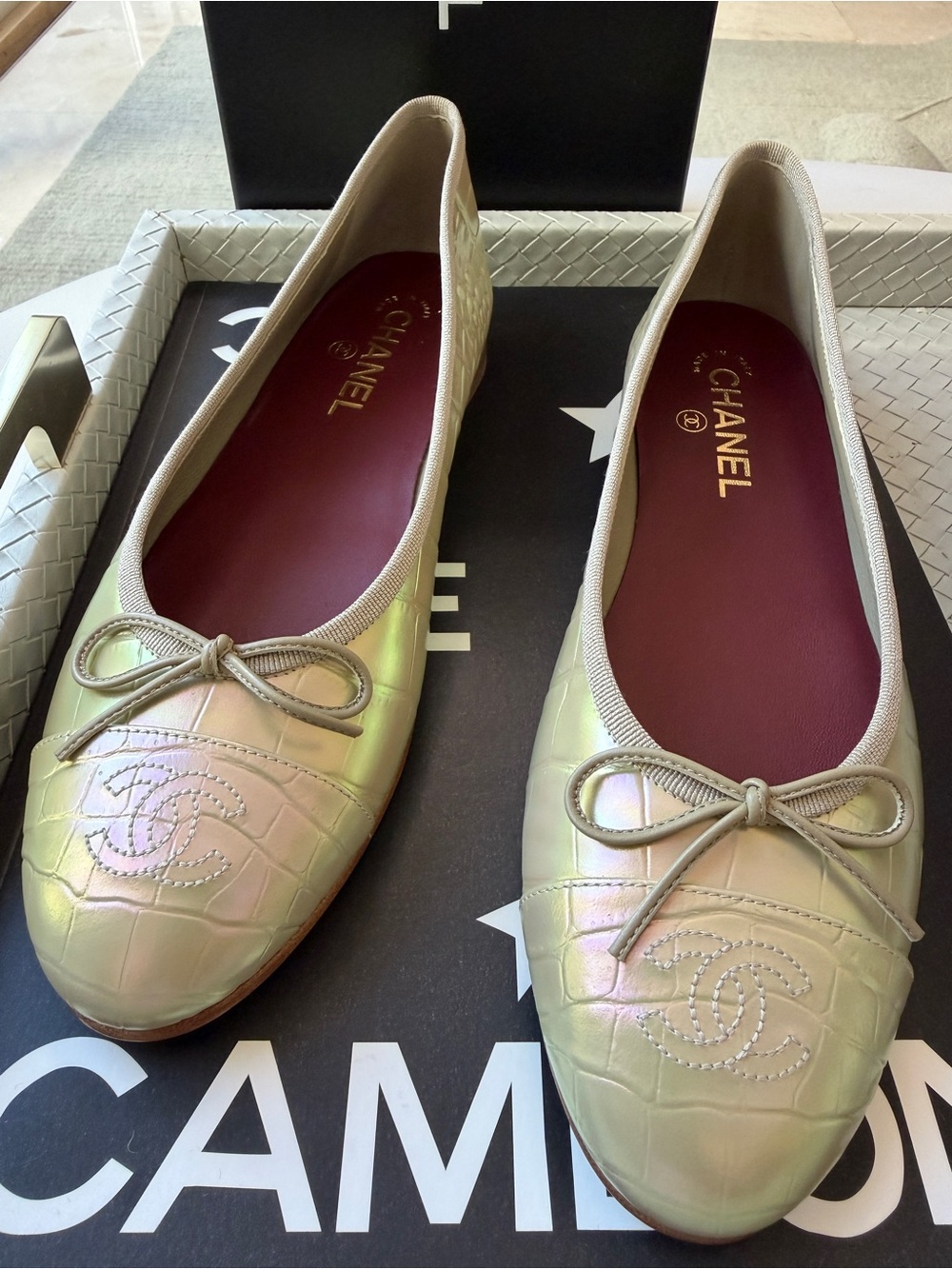 Chanel 26K Yellow Crocodile Croc Embossed Iridescent Cap Toe Ballet Flats 37 - Picture 5 of 15